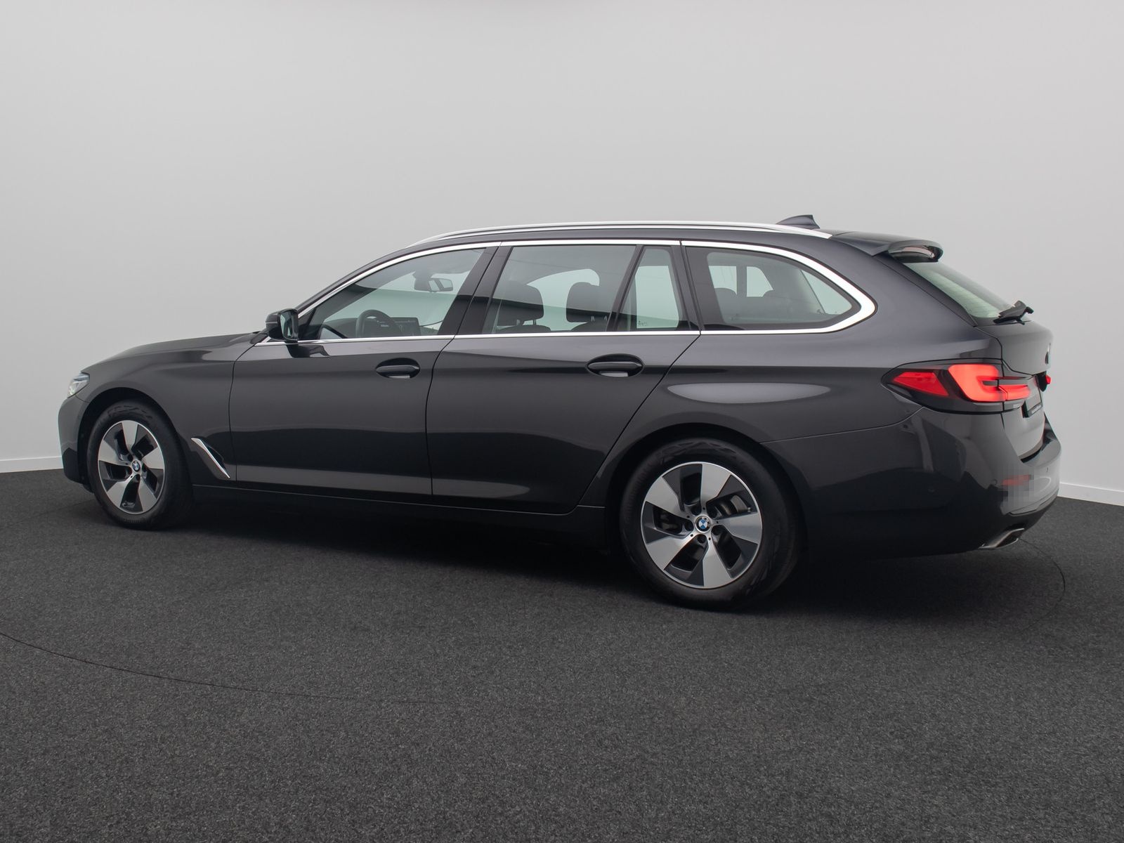 BMW 520d xD  Kamera Laser HUD DAB AHK Komfort Alarm foto 10