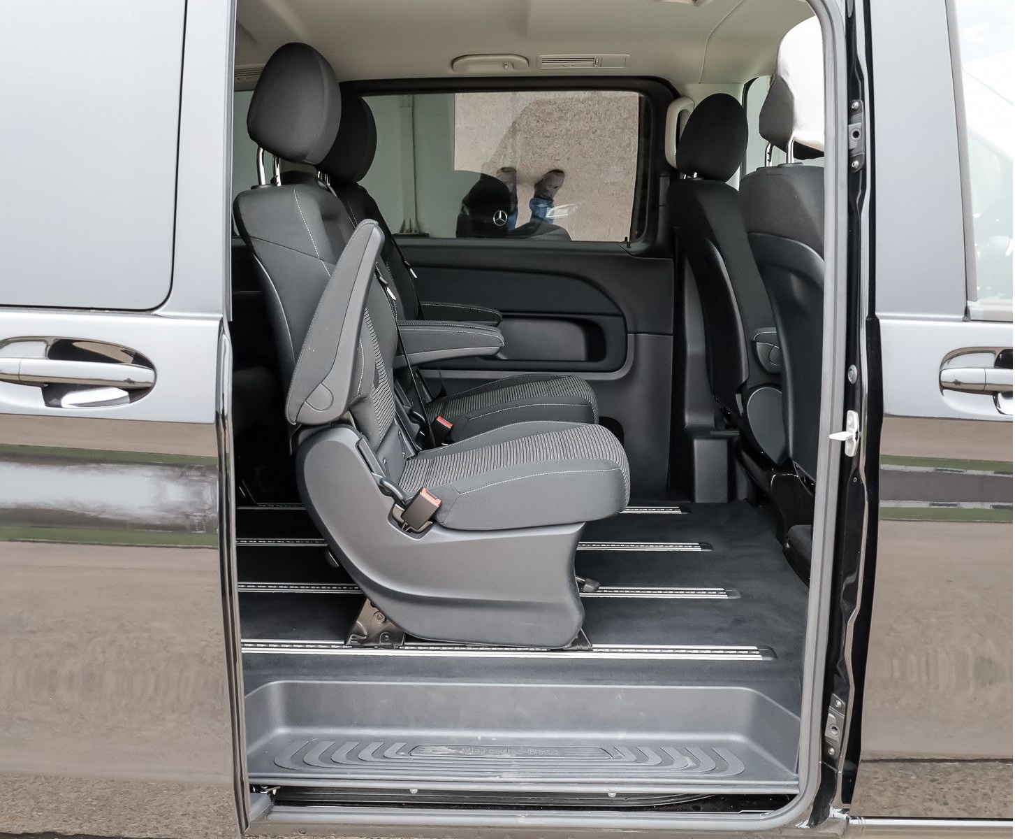 Mercedes-Benz EQV 300 lang,7-Sitze,2xel.Schiebetür,LED,2xKlima foto 12