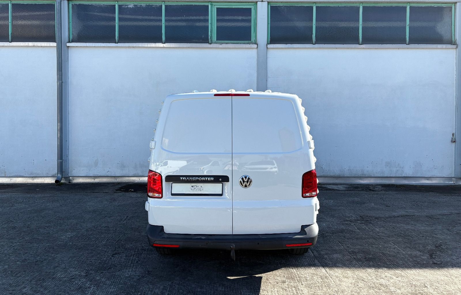 Volkswagen T6.1 Transporter, Standheizung, AHK, Sitzheizung foto 4