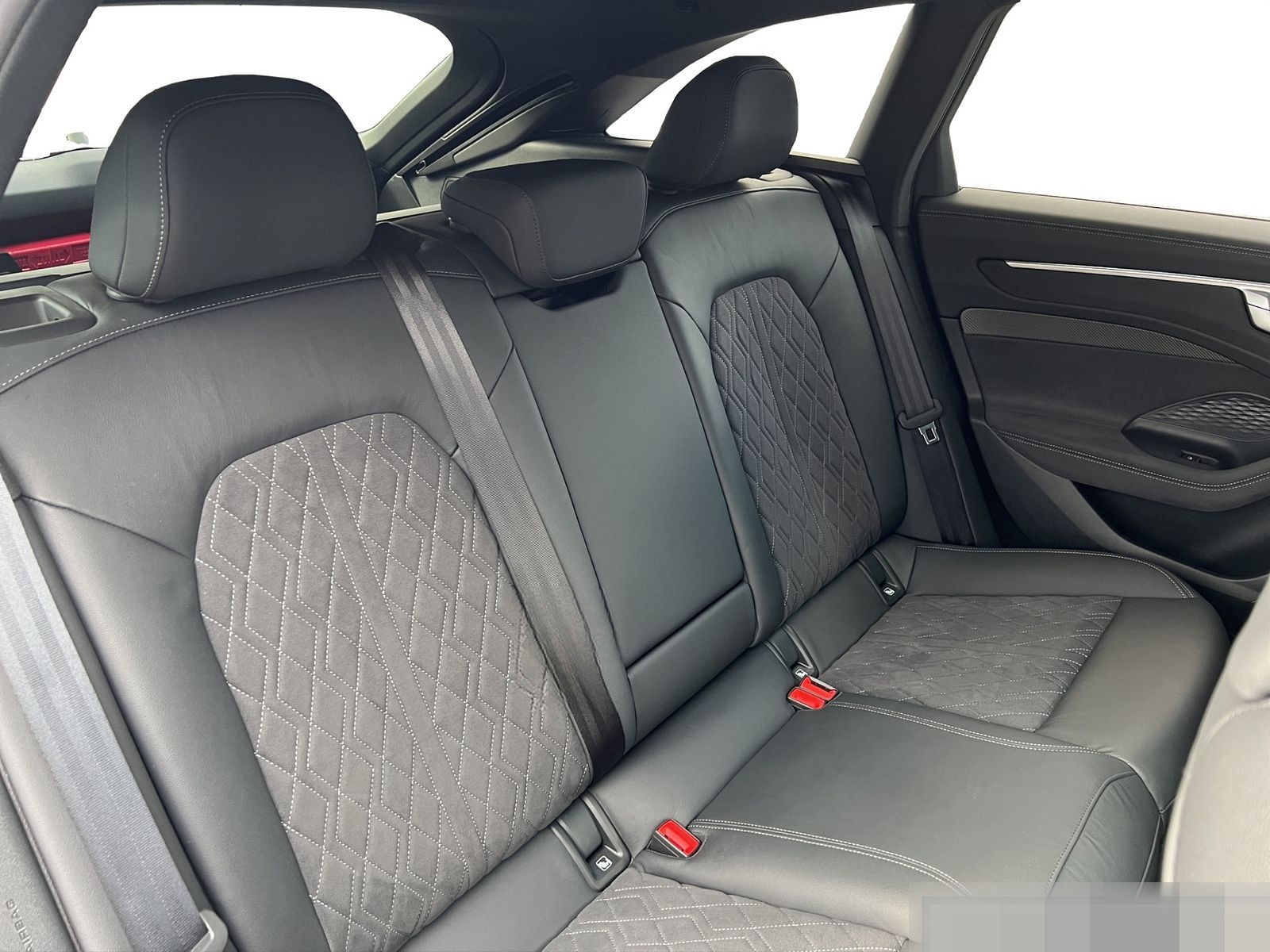 Audi A6 Avant 2.0 TDI edition one quattro S line Tech foto 11