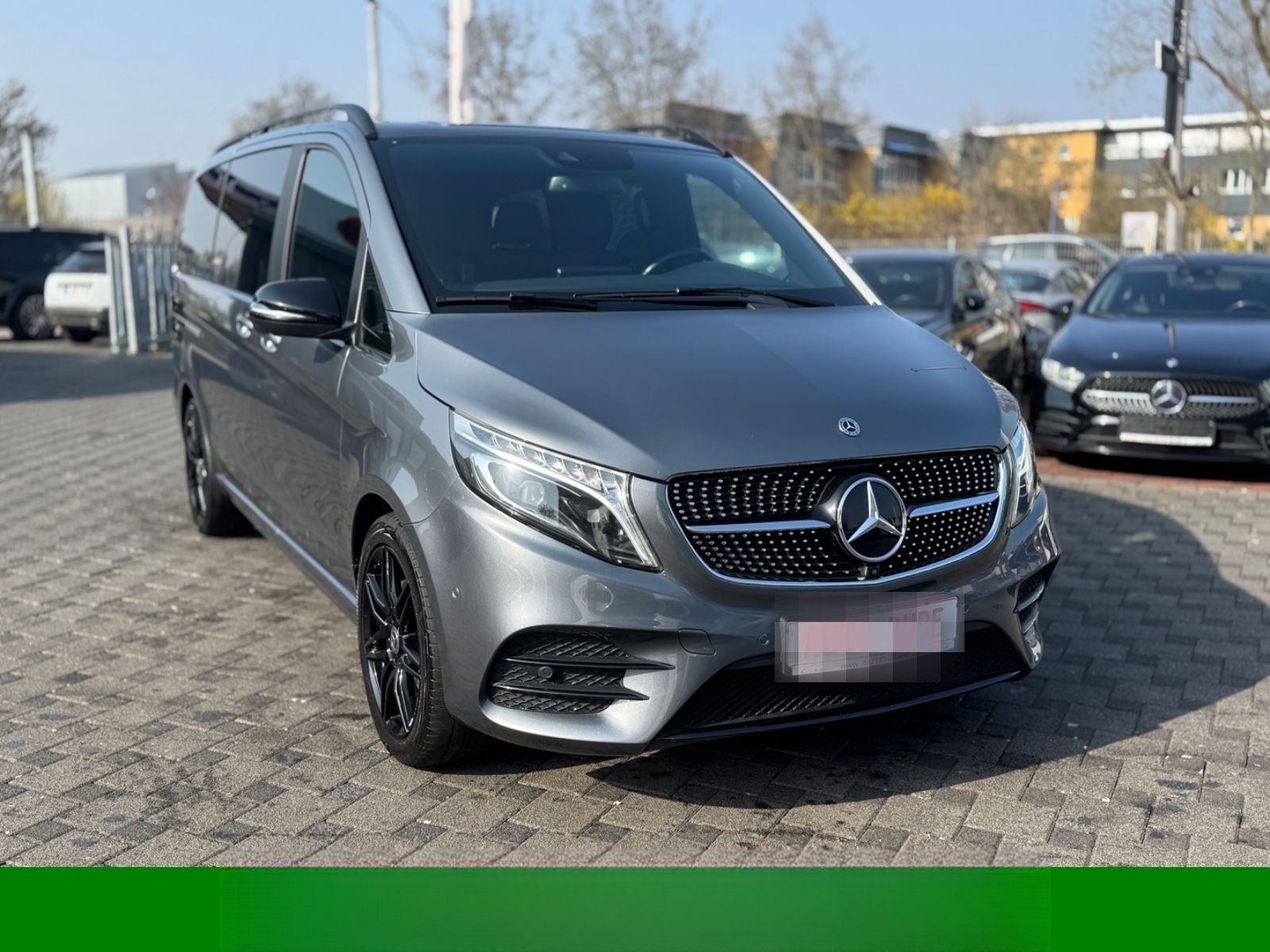 Mercedes-Benz V 300d AMG-LINE AVANTGARDE EDITION lang AIRMATIC foto 8