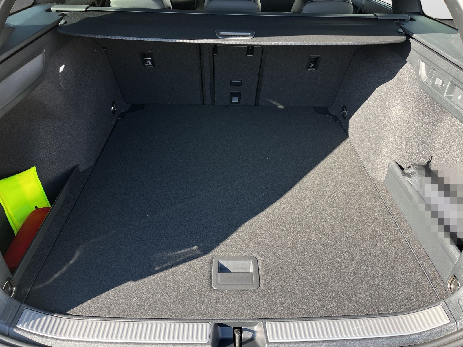 Volkswagen Passat Variant 2.0 TDI DSG 4M R-Line  HeadUp Pan foto 13