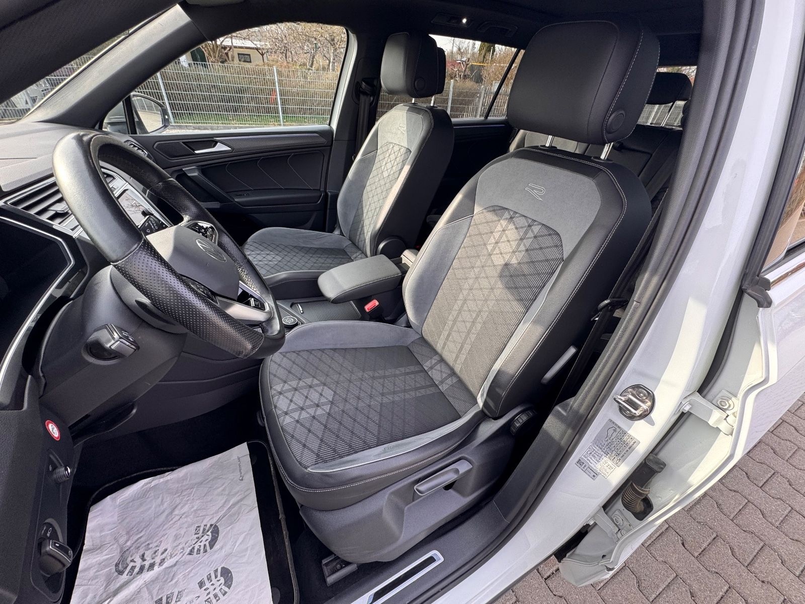 Volkswagen Tiguan Allspace R-Line 4Motion Garantie 2028 foto 14