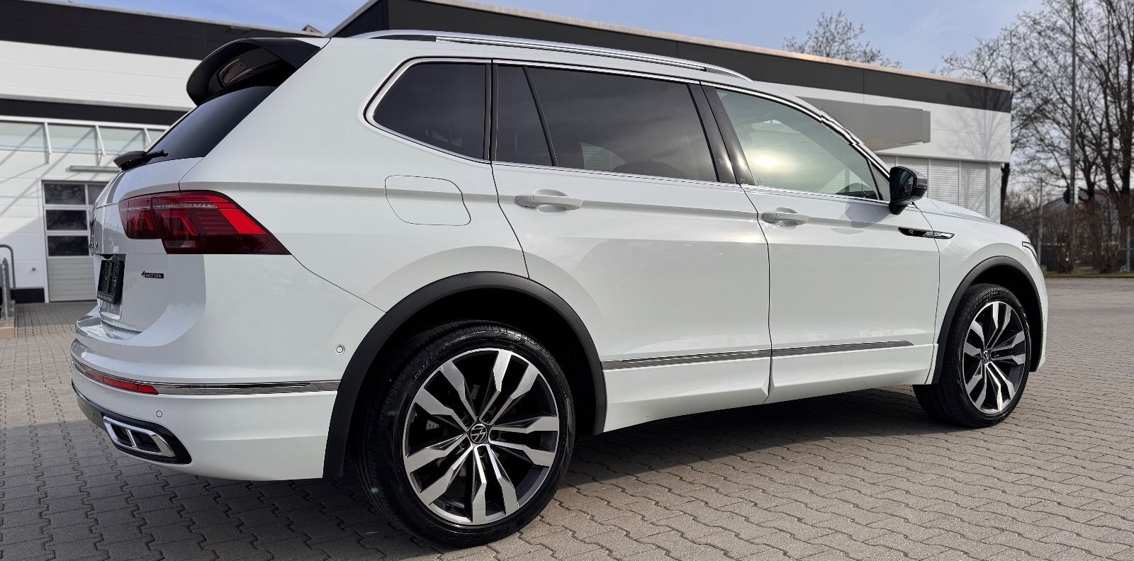 Volkswagen Tiguan Allspace R-Line 4Motion Garantie 2028 foto 6