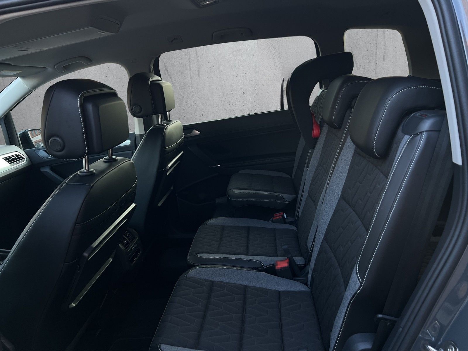 Volkswagen Touran 2.0 TDI Comfortline  DSG foto 19