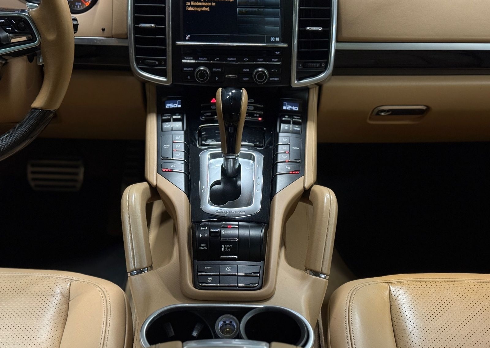 Porsche Cayenne S 4,2 | Pano | Bose | LED | R.Kamera foto 19