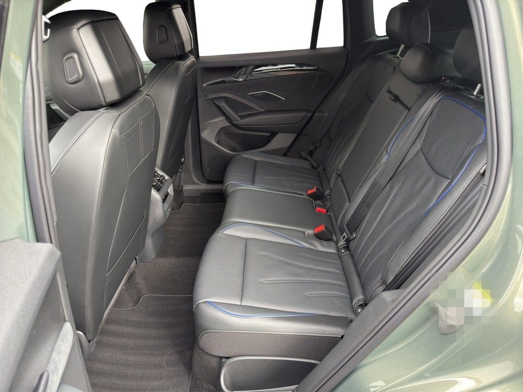 Volkswagen Tiguan 2.0 TDI DSG 4Motion R-Line DCC AHK*PANO*H foto 17
