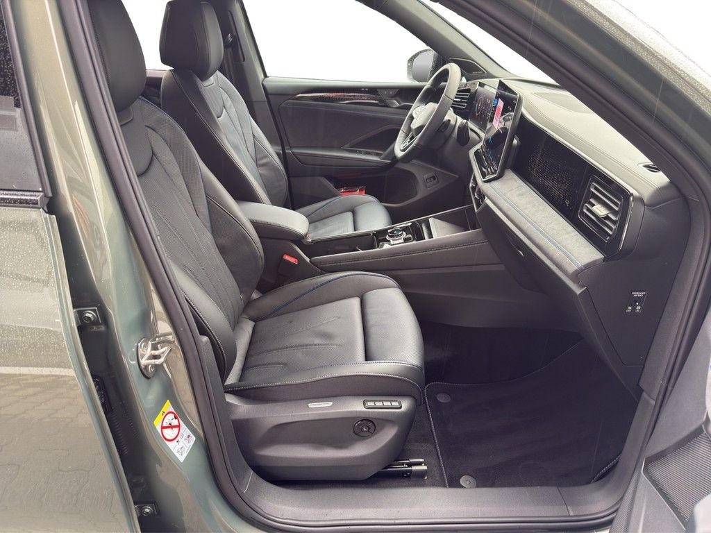 Volkswagen Tiguan 2.0 TDI DSG 4Motion R-Line DCC AHK*PANO*H foto 10