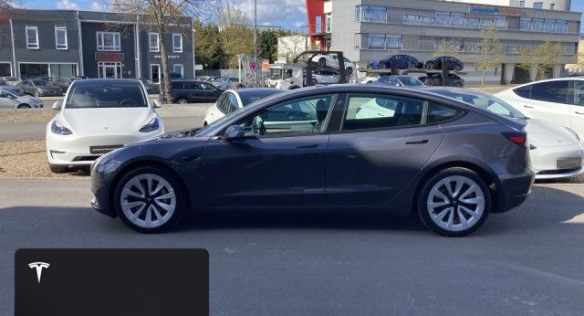 Tesla Model 3 Rear-Wheel Drive foto 4
