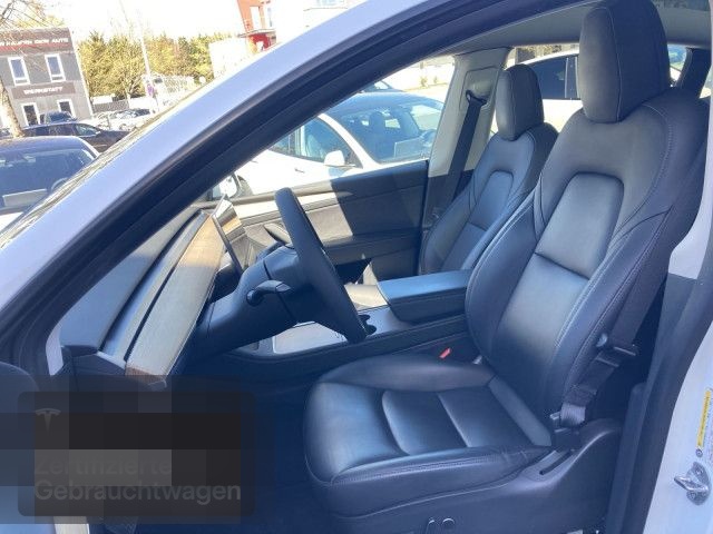 Tesla Model Y Long Range AWD foto 11