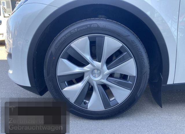 Tesla Model Y Long Range AWD foto 7