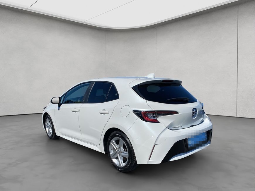 Toyota Corolla 1.8 Hybrid Team Deutschland NAVI+BI-LED+ foto 3