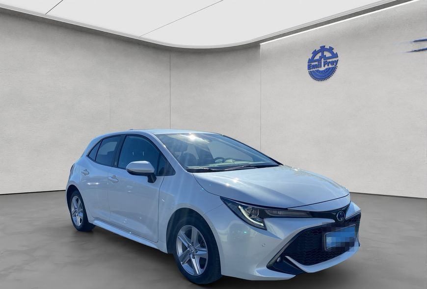 Toyota Corolla 1.8 Hybrid Team Deutschland foto 8