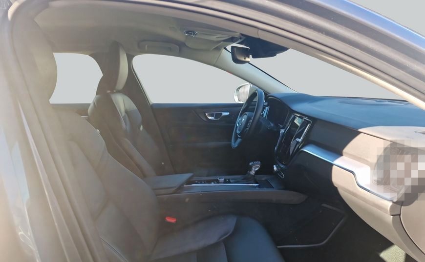 Volvo V60 D3 Geartronic Momentum Pro foto 12