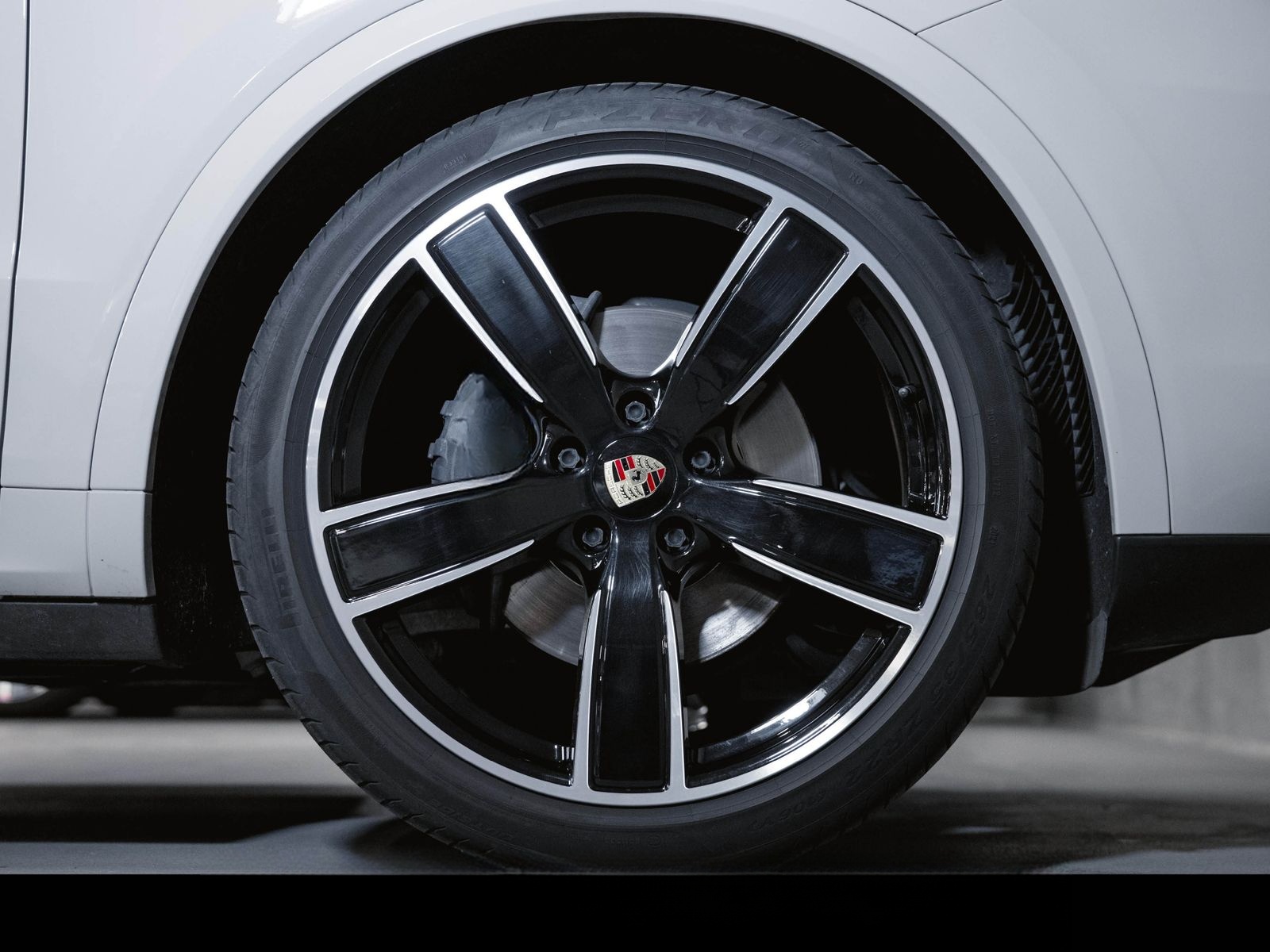 Porsche Cayenne E-Hybrid Panoramadach Luftfederung 22Zol foto 12