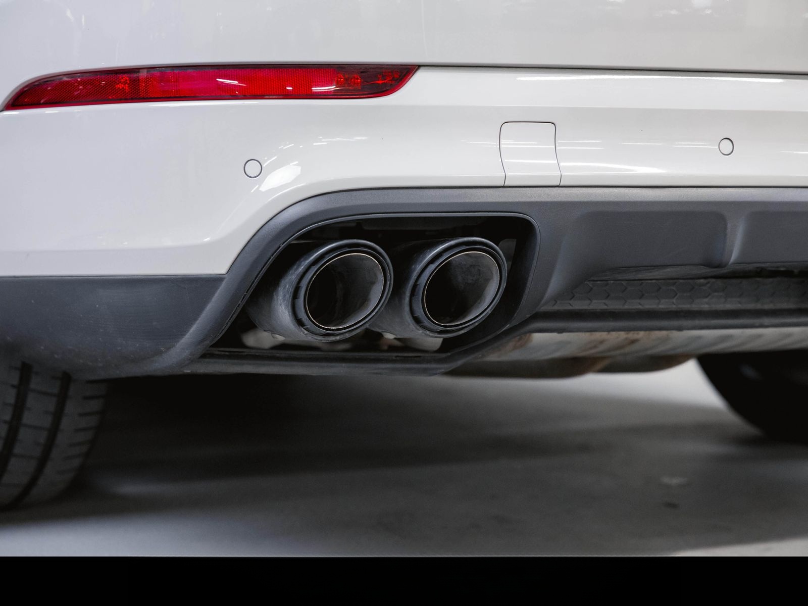 Porsche Cayenne E-Hybrid Panoramadach Luftfederung 22Zol foto 14
