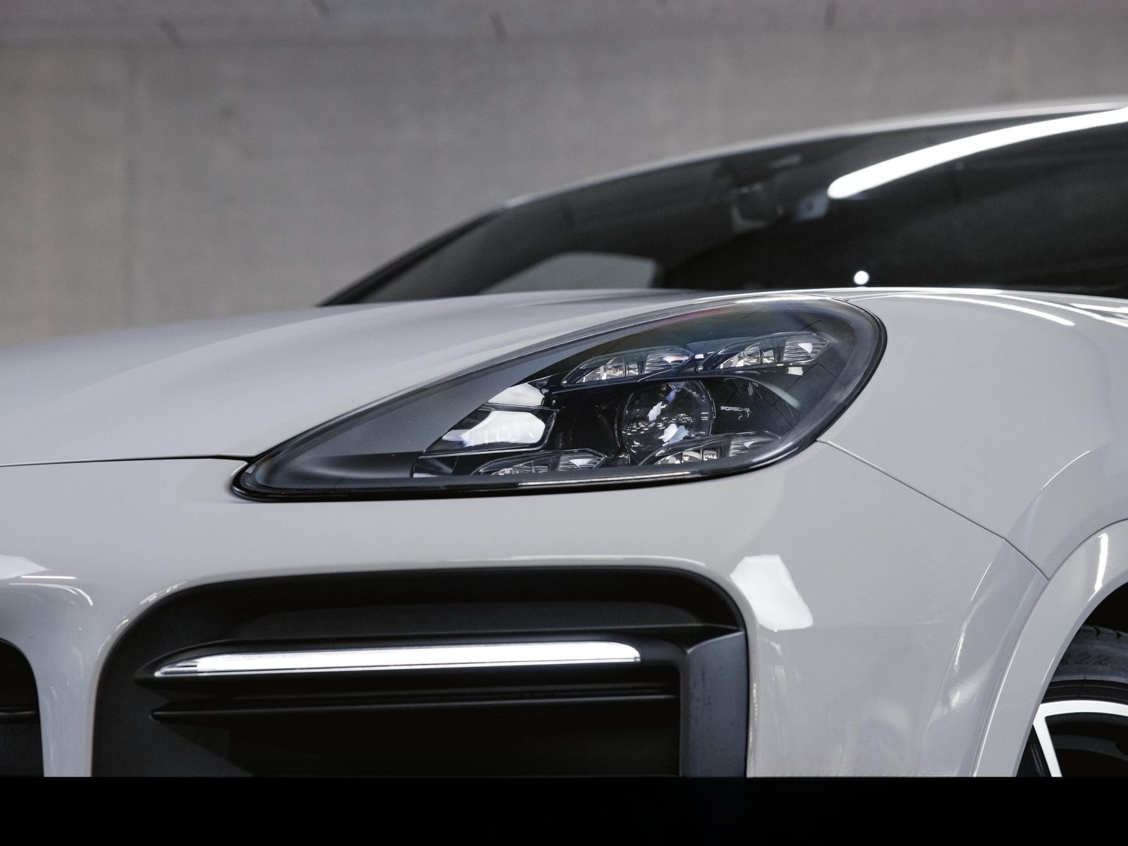 Porsche Cayenne E-Hybrid Panoramadach Luftfederung 22Zol foto 6