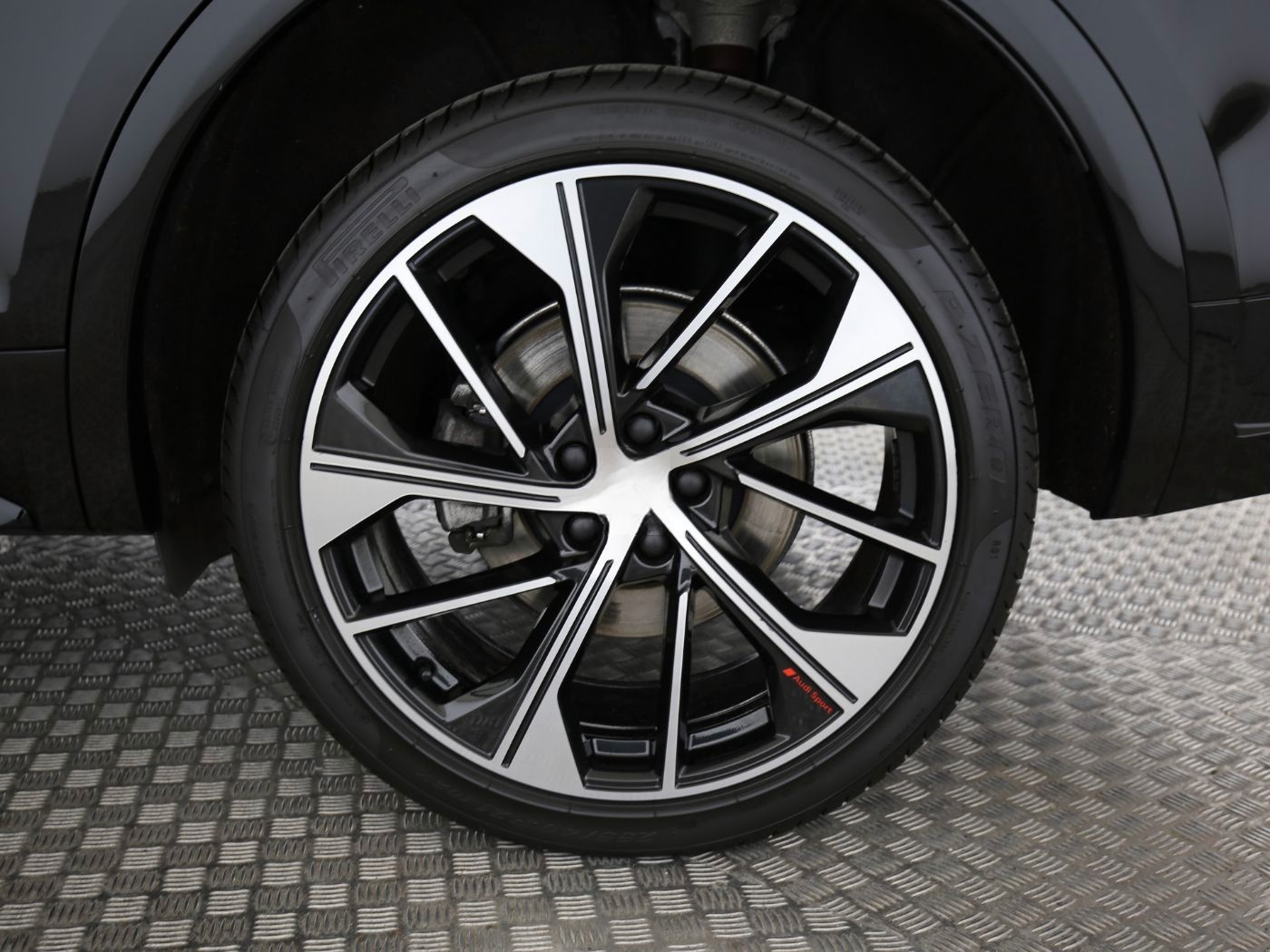 Audi Q5 40 TDI quattro S tronic S line Matrix|AHK|HUD foto 7