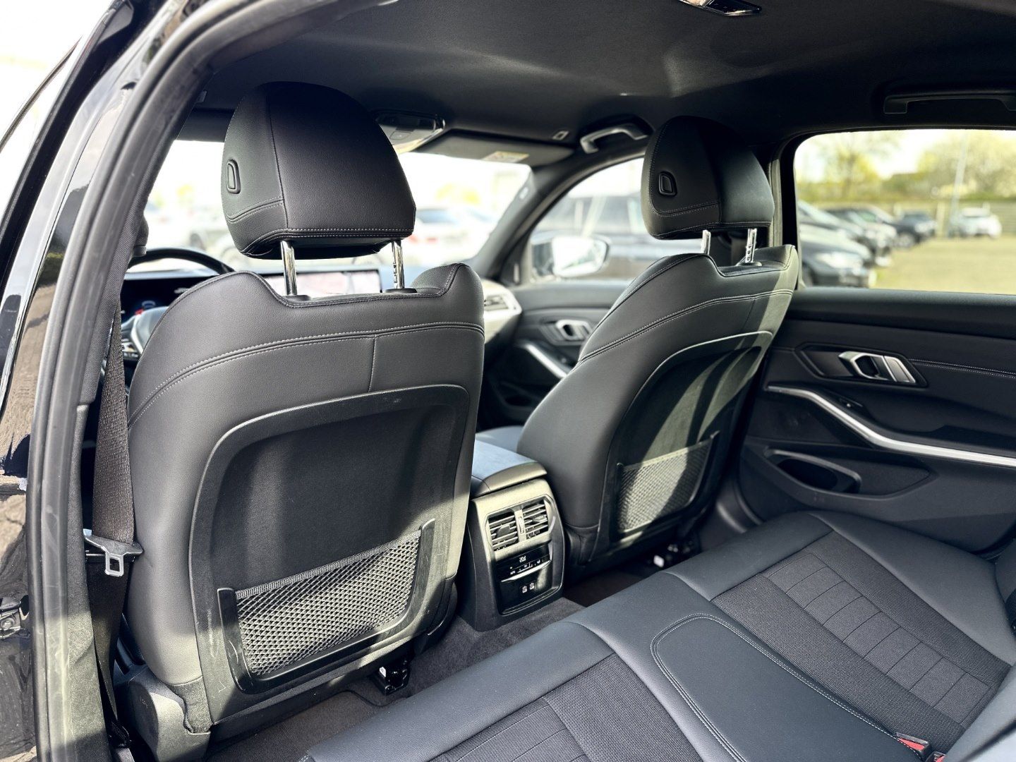 BMW 330i Limousine HiFi DAB LED RFK Tempomat Shz foto 14