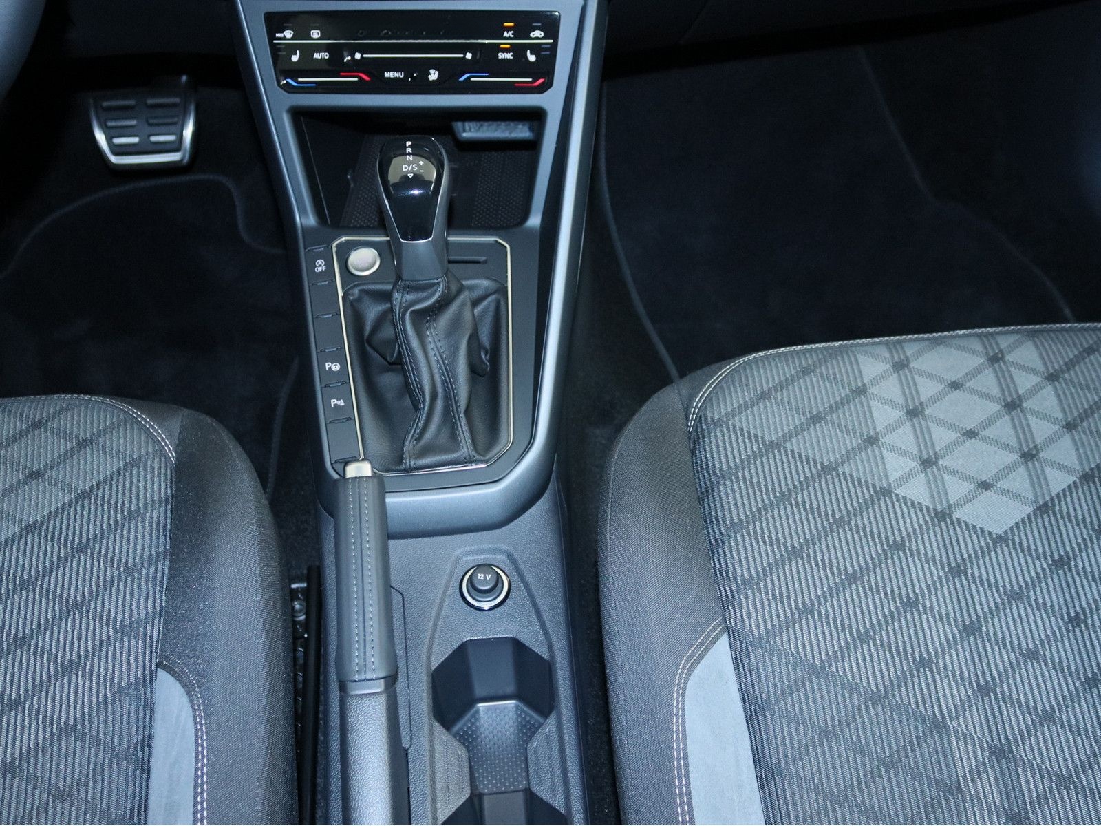 Volkswagen Polo 1.0 TSI R-Line MATRIX-LED ACC NAVI KAMERA foto 17