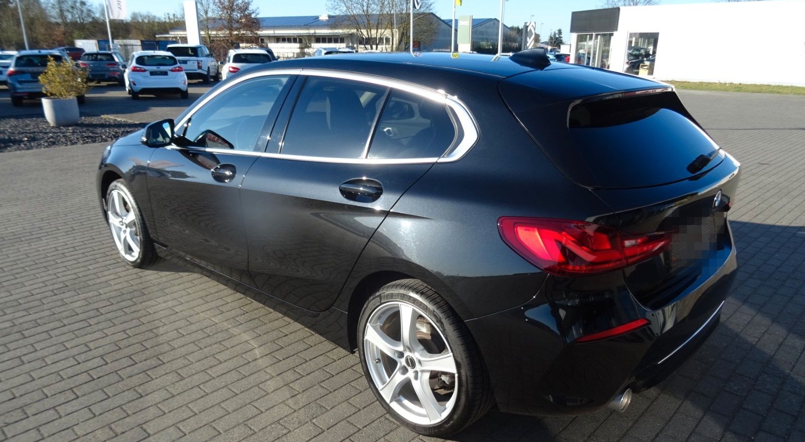 BMW Limousine 118 i foto 6