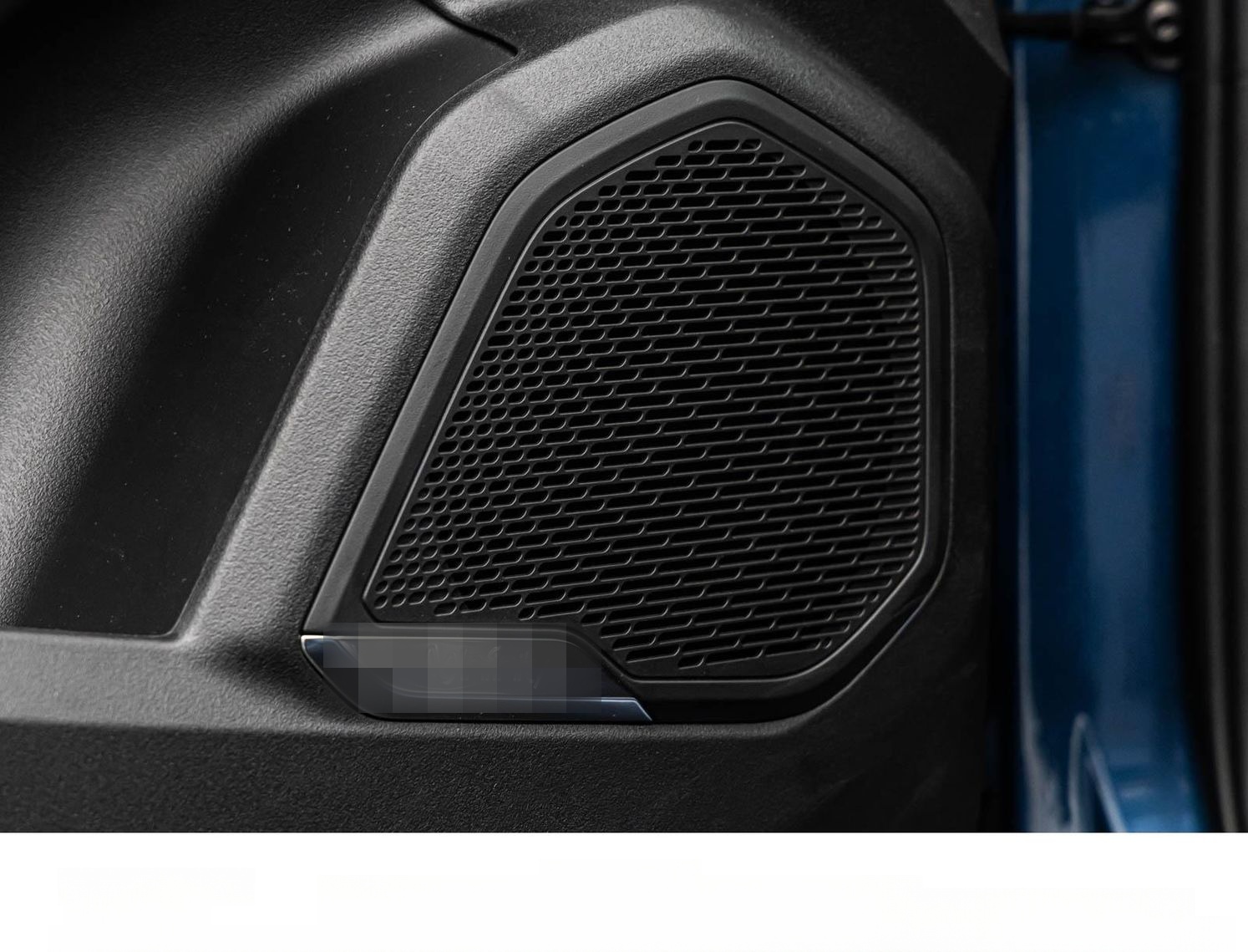 Lynk&Co LYNK & CO 01 1.5T PHEV 6.6kW ACC/TOTW/PANO/360° foto 25