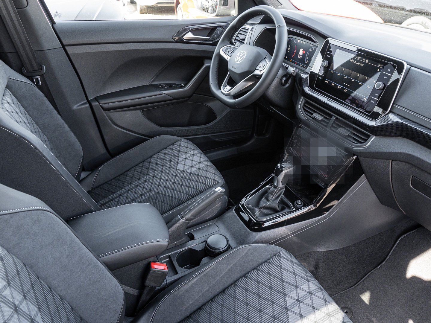 Volkswagen T-Cross 1.0 TSI DSG R-Line LED MATRIX ALU PARKAS foto 8