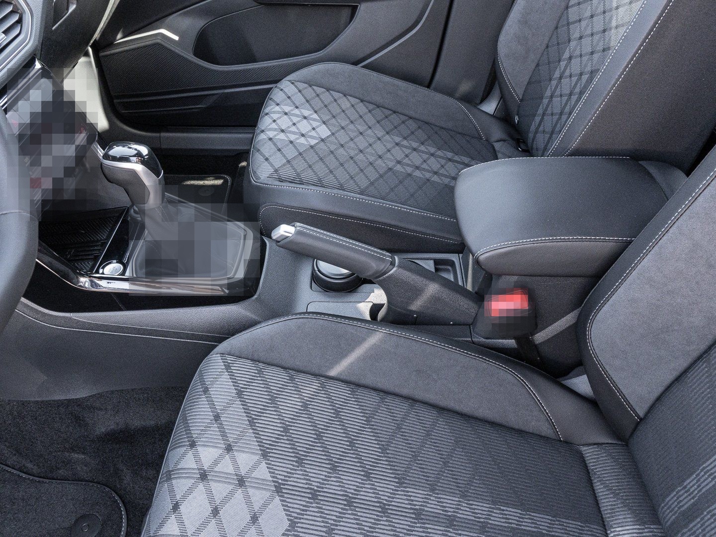 Volkswagen T-Cross 1.0 TSI DSG R-Line LED MATRIX ALU PARKAS foto 15
