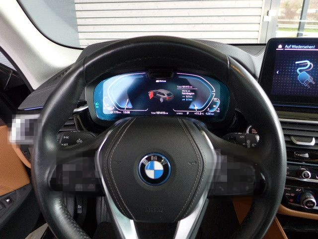 BMW 530e Touring Luxury Line/Pano.D/Driv.Assist Prof foto 8