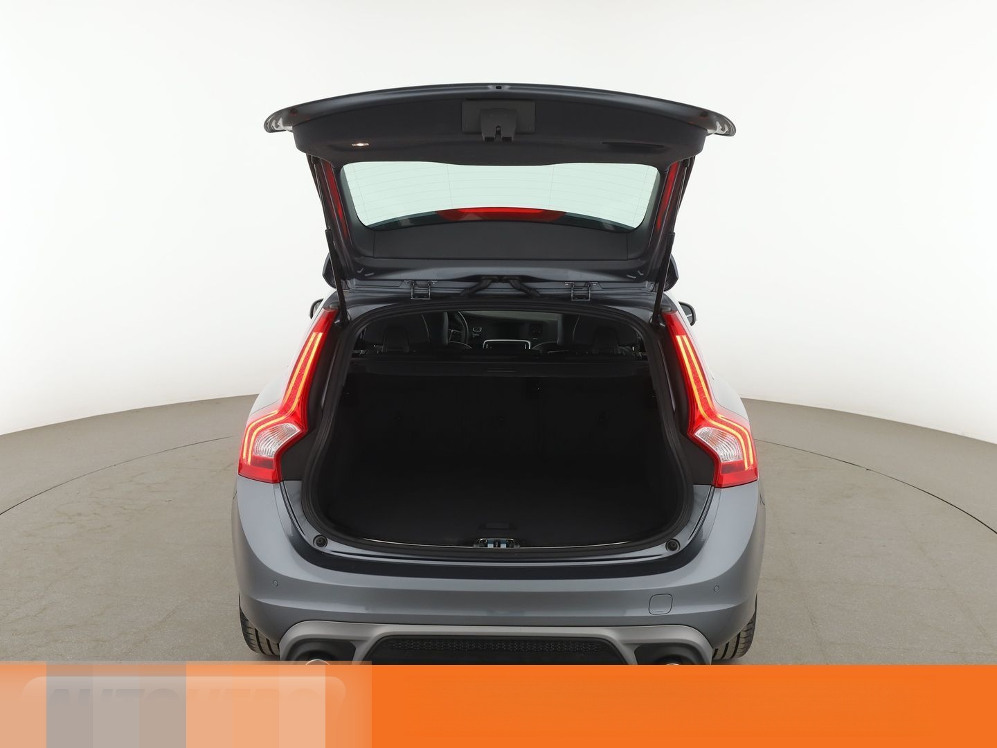 Volvo V60 2.0 T4 R-Design Aut.*TEMP*PDC*SHZ*ALU*KLIMA* foto 17