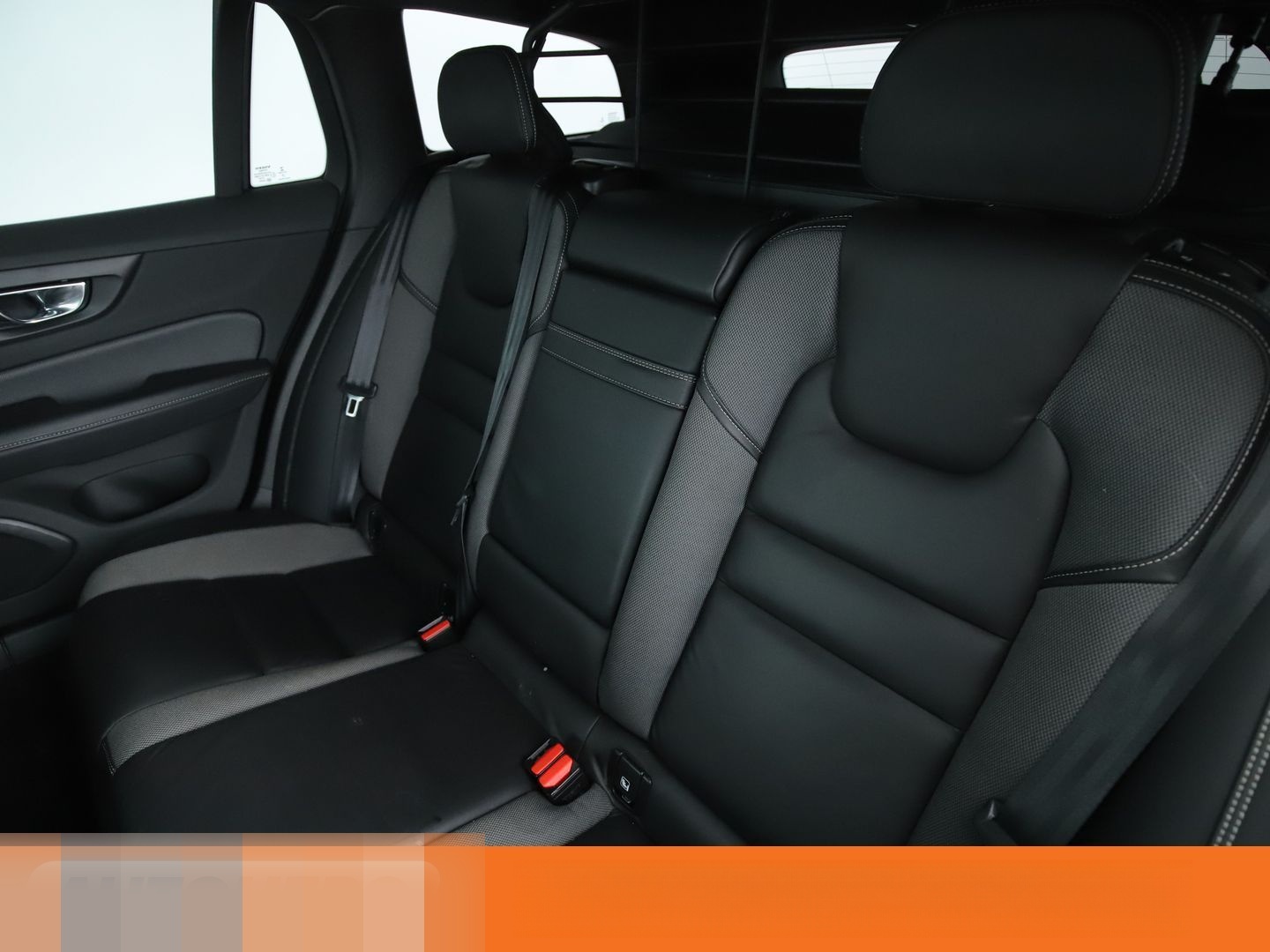 Volvo 2.0 T8 Plug-in Hybrid R Design AWD Aut.*NAV*HUD* foto 14