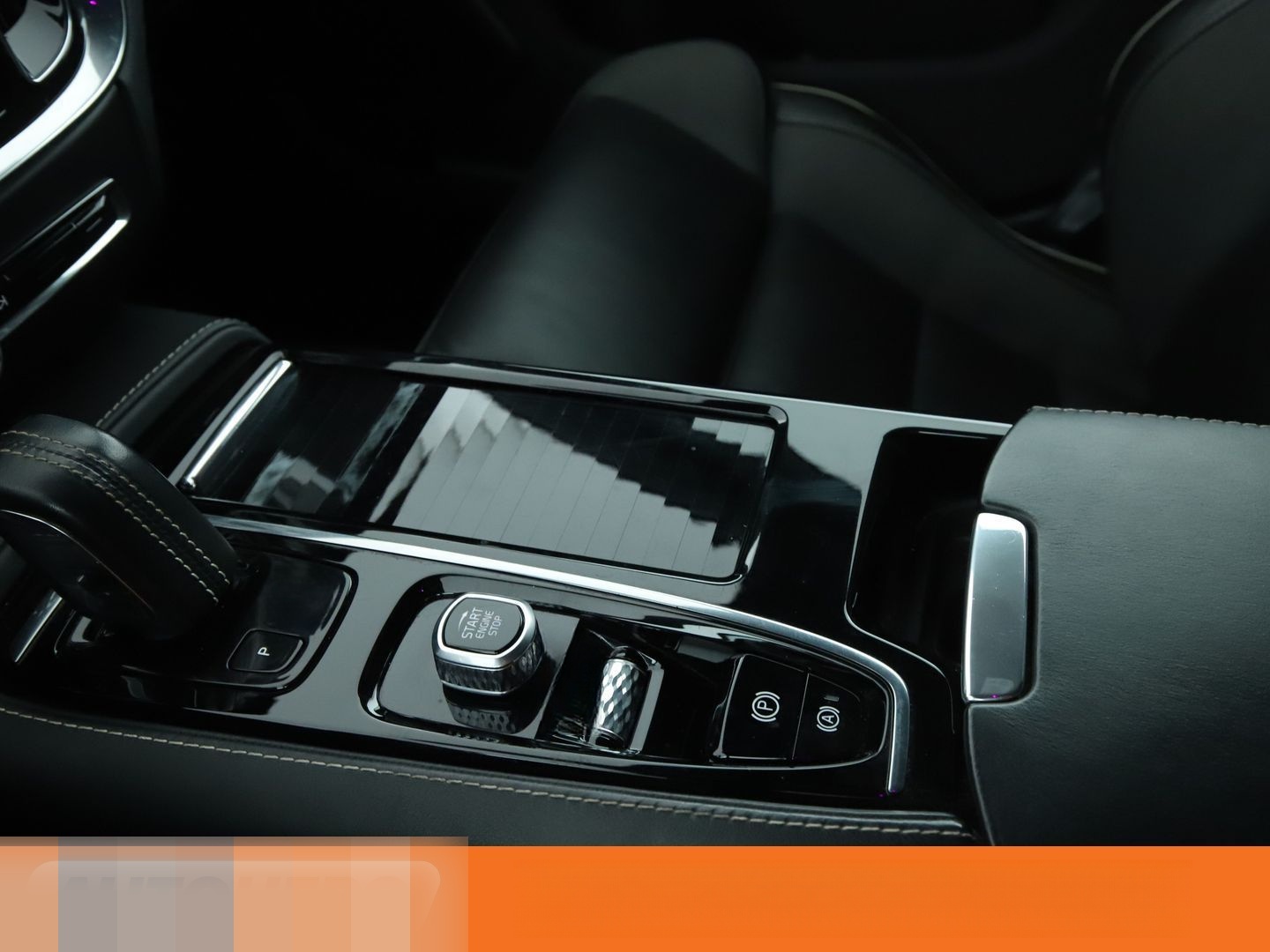 Volvo 2.0 T8 Plug-in Hybrid R Design AWD Aut.*NAV*HUD* foto 23