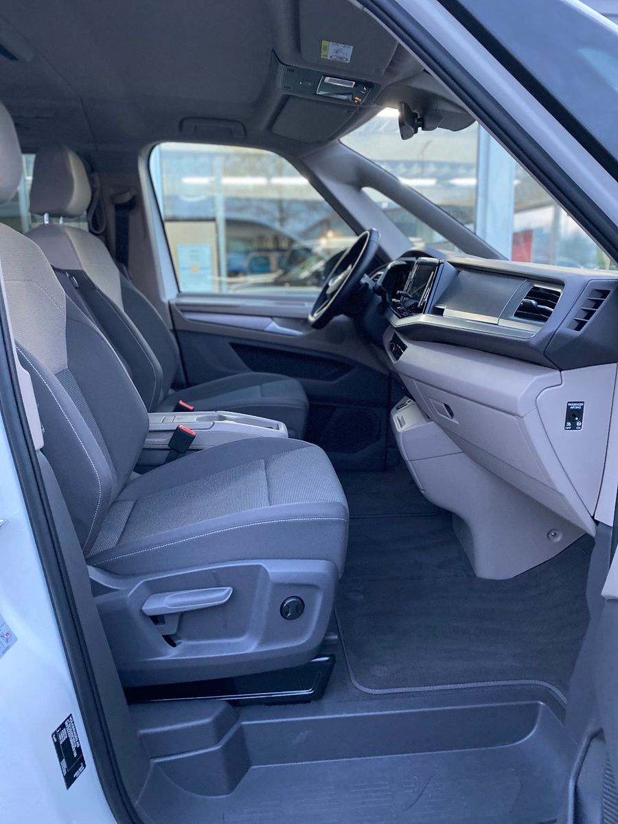 Volkswagen T7 Multivan Life DSG Navi LED Tisch foto 10