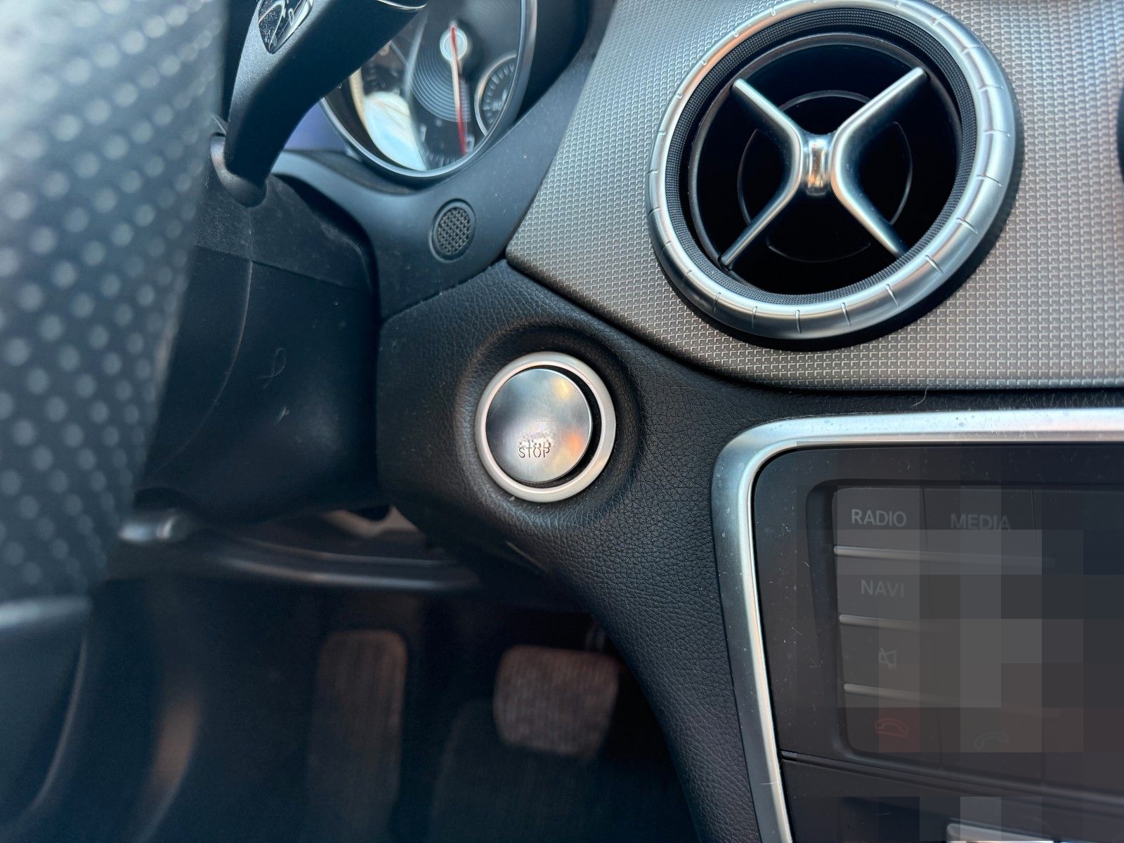 Mercedes-Benz CLA 220 Shooting Brake-4MATIC-Bitte Lesen!NightP foto 12