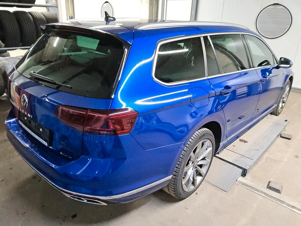 Volkswagen Passat Variant Elegance 4Motion *NP70*R-LINE*AHK foto 3