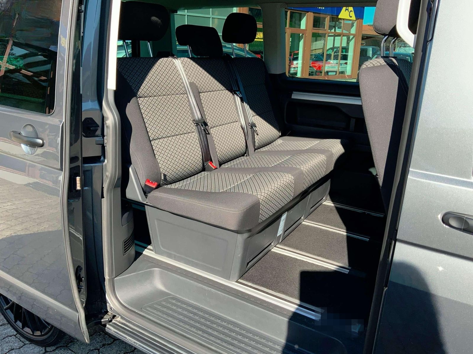 Volkswagen T6.1 Multivan Multivan Trendline 4MOTION, AHK, S foto 6