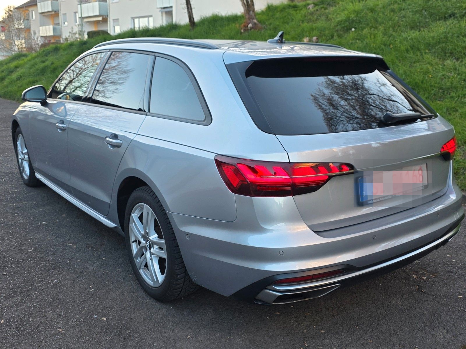 Audi A4 Avant 35 TDI advanced,360KAM,LED,1Hand foto 10