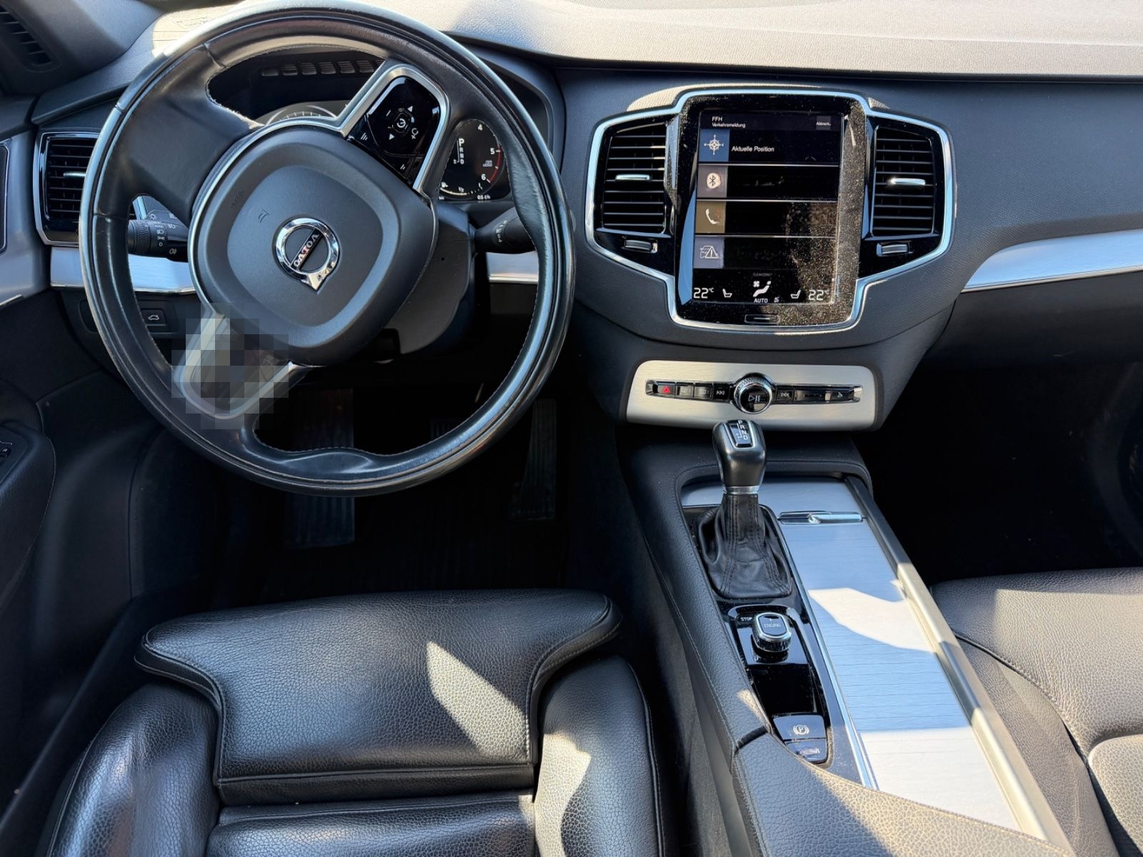 Volvo XC90 Momentum AWD 7 Sitzer foto 16