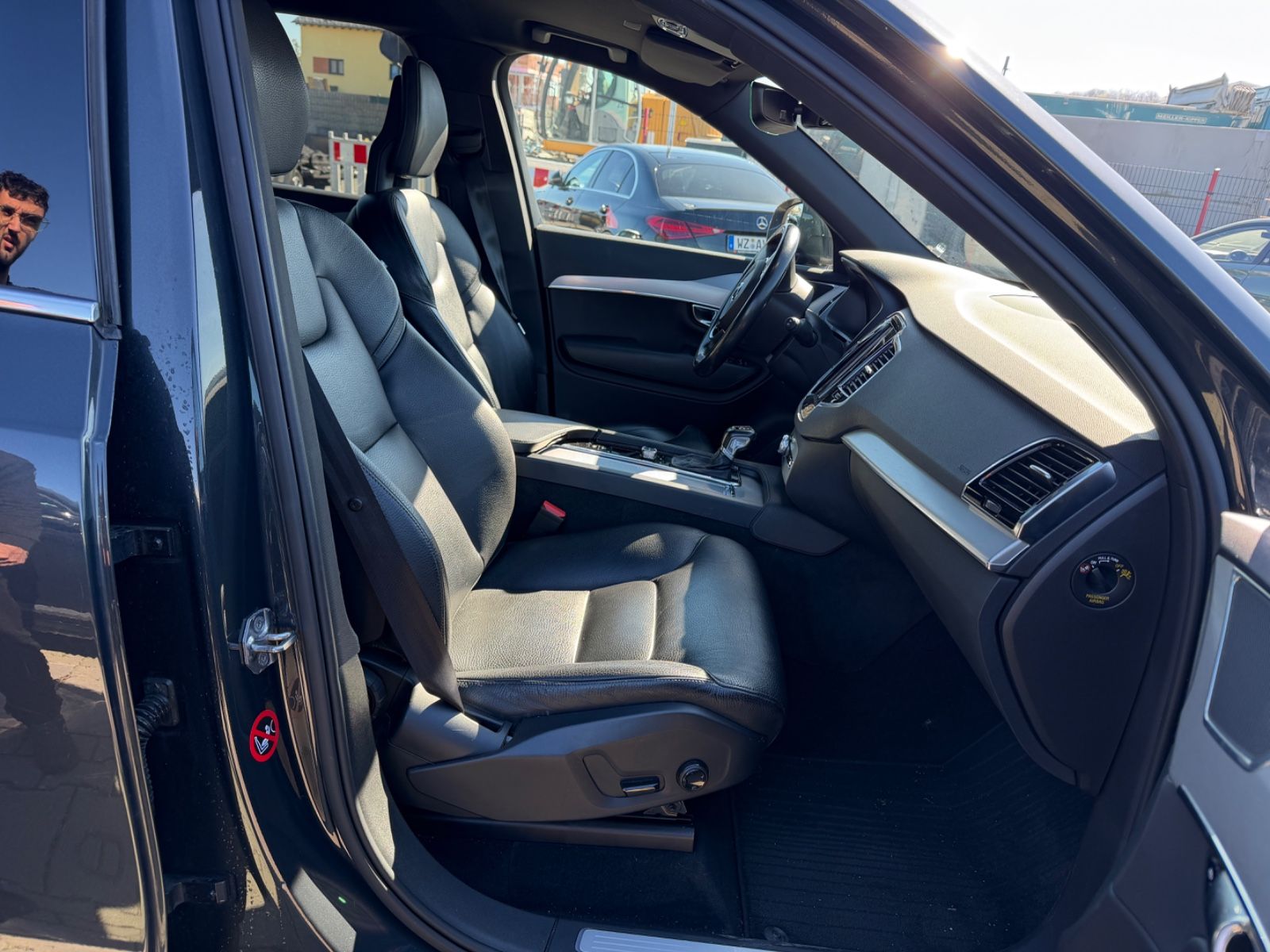Volvo XC90 Momentum AWD 7 Sitzer foto 21