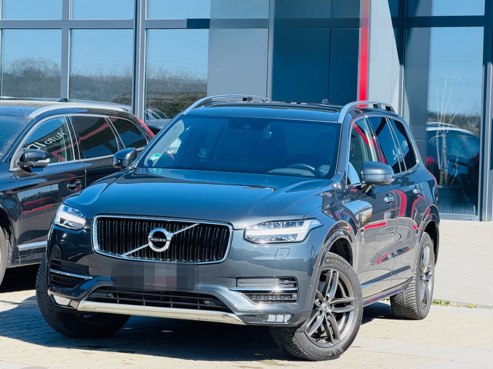 Volvo XC90 Momentum AWD 7 Sitzer foto 8