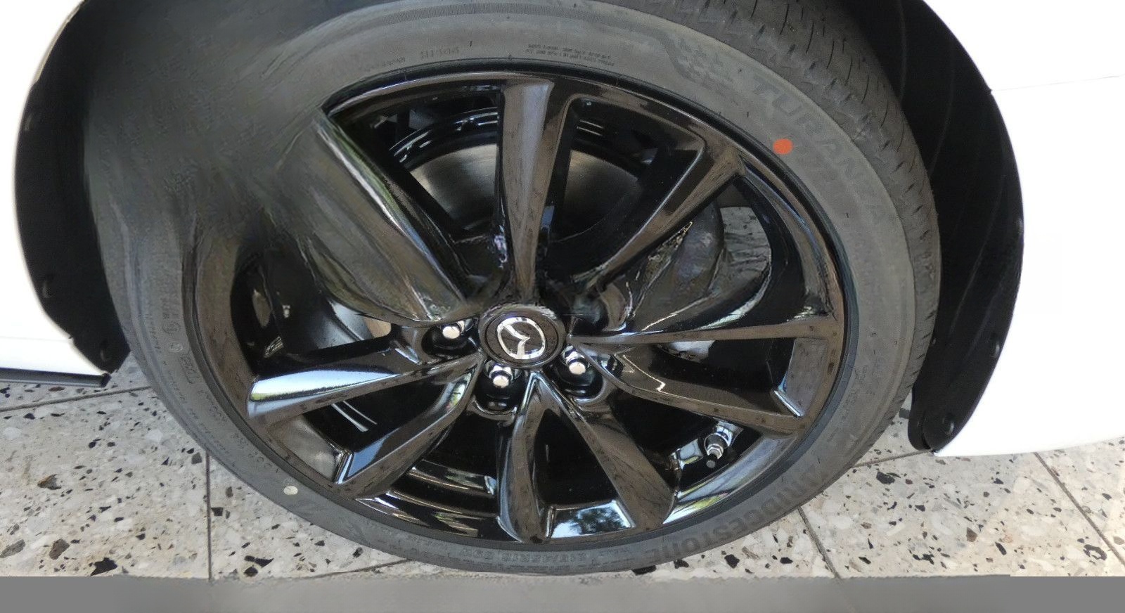 Mazda 3 e-SKYACTIV G 140 2,5 Ltr. Homura foto 20