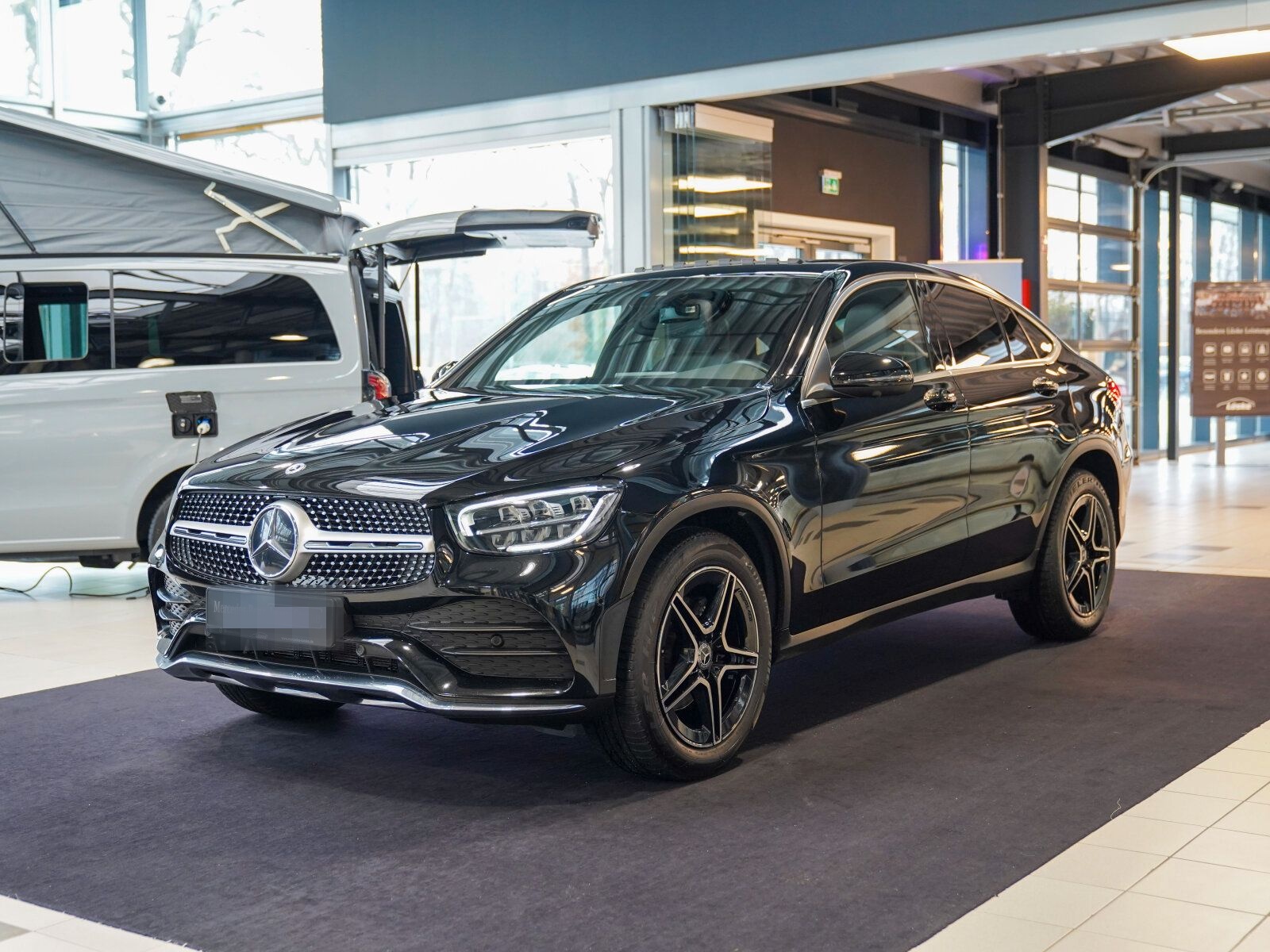 Mercedes-Benz GLC 200 4M Coupé AMG Line DISTRO Schiebedach 360 foto 5
