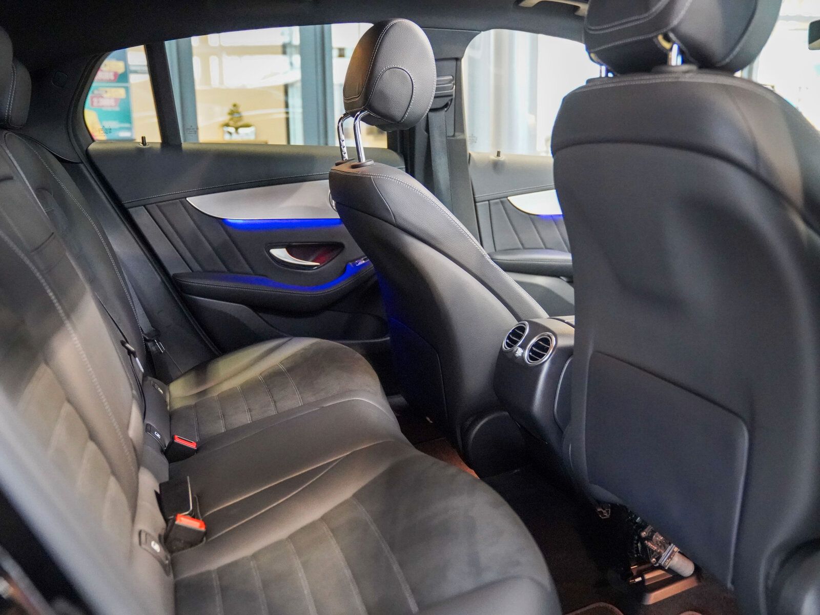 Mercedes-Benz GLC 200 4M Coupé AMG Line DISTRO Schiebedach 360 foto 8