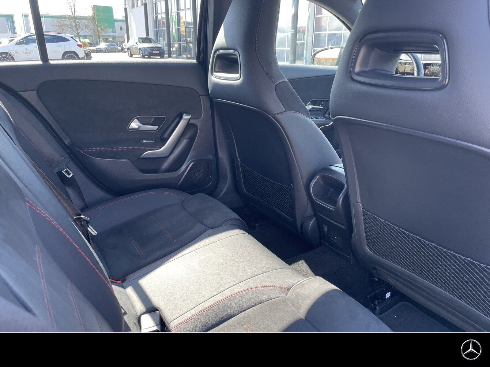 Mercedes-Benz A 200 AMG Night 19Zoll 7G LED Kam Business Ambi foto 12