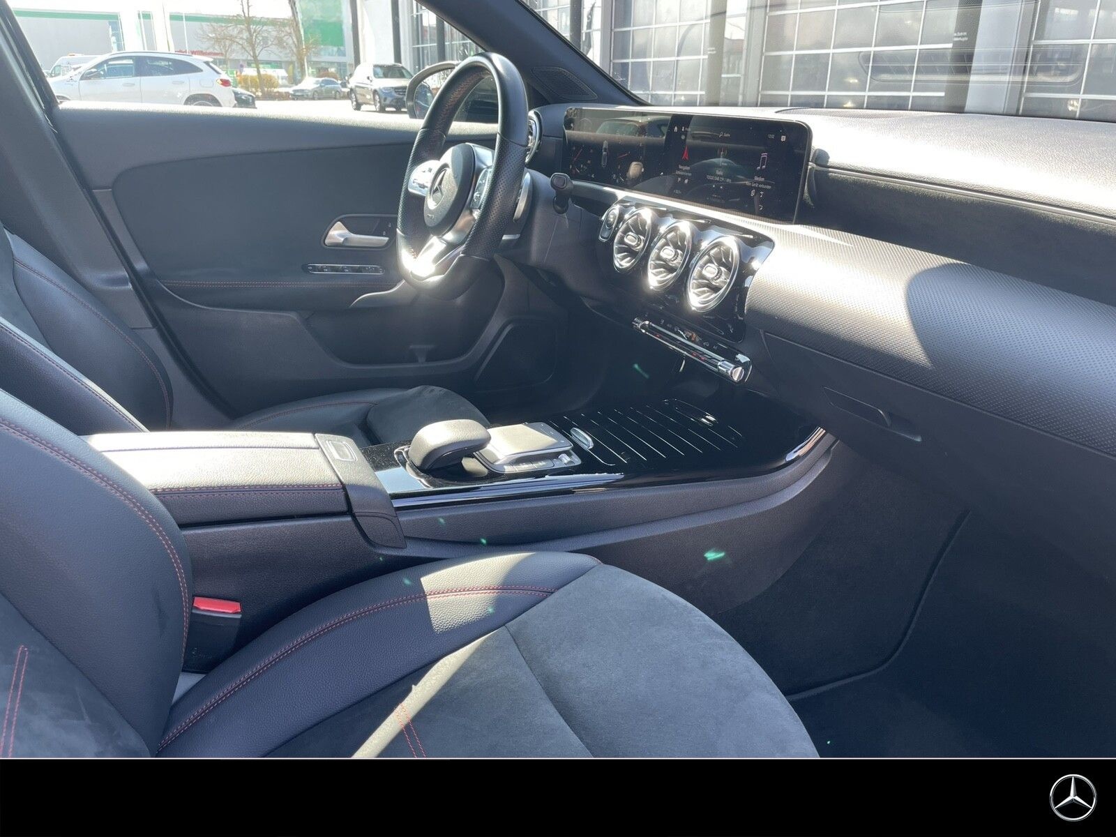 Mercedes-Benz A 200 AMG Night 19Zoll 7G LED Kam Business Ambi foto 10