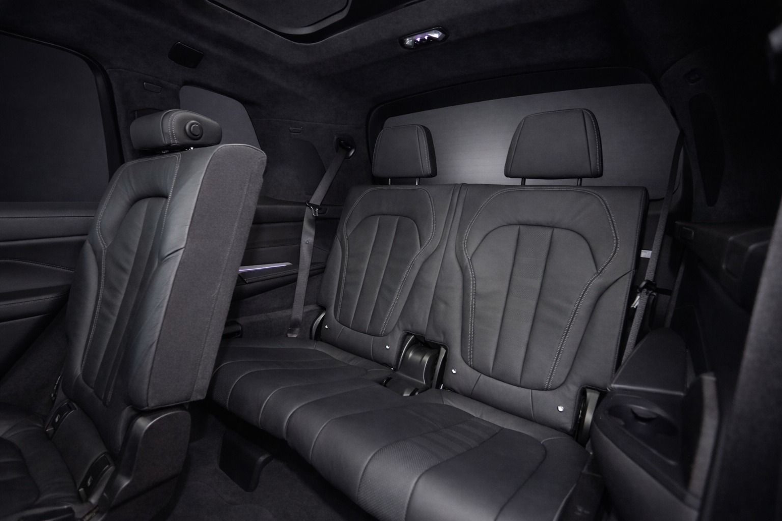 BMW X7 M 50 d SKY LOUNGE*LUFT*KRISTALL*EXKLUSIV*VOLL foto 17