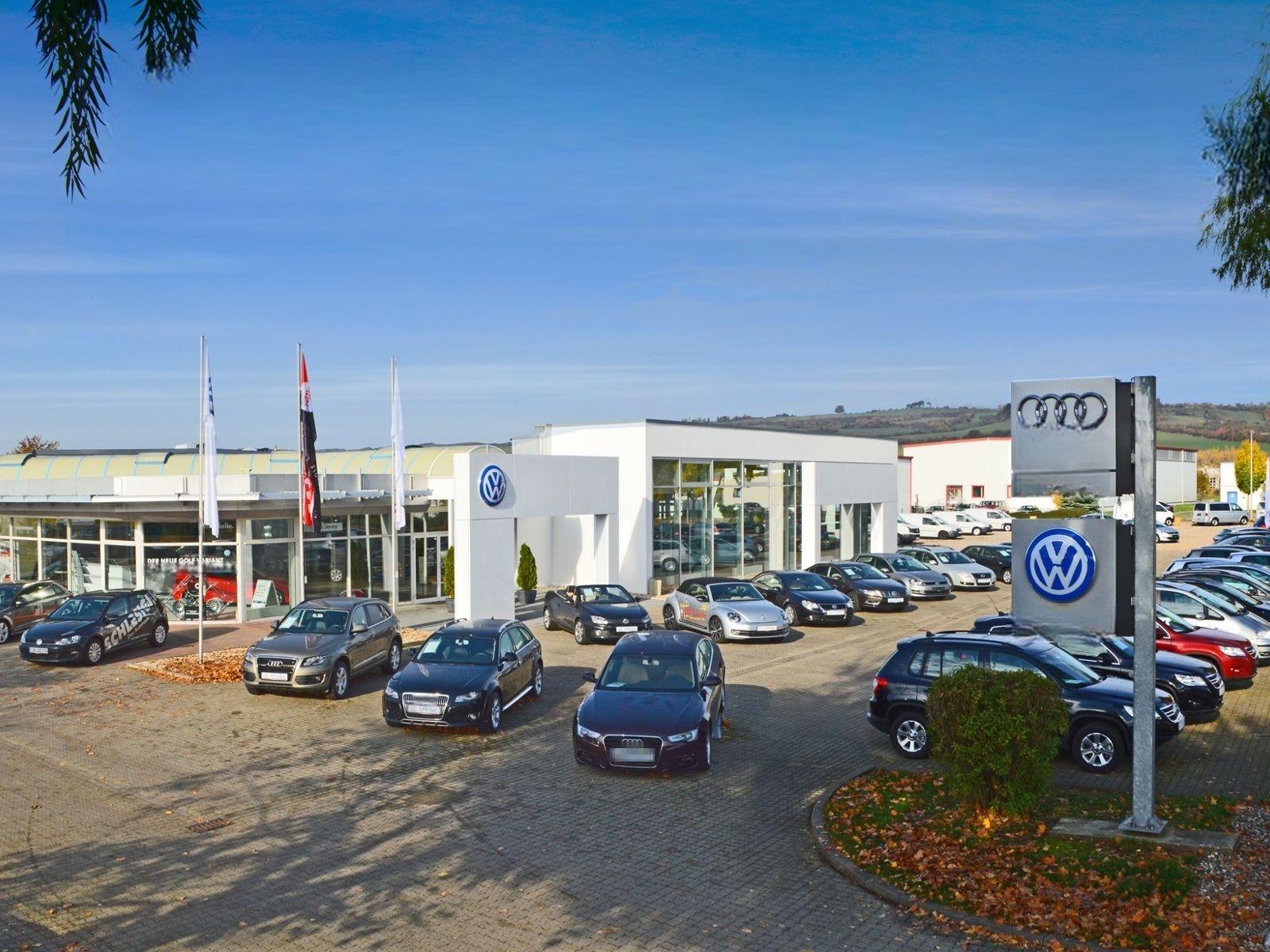 Volkswagen Tiguan R-Line 1,5 eTSI/Matrix LED/SHZ/360°Kamera foto 2