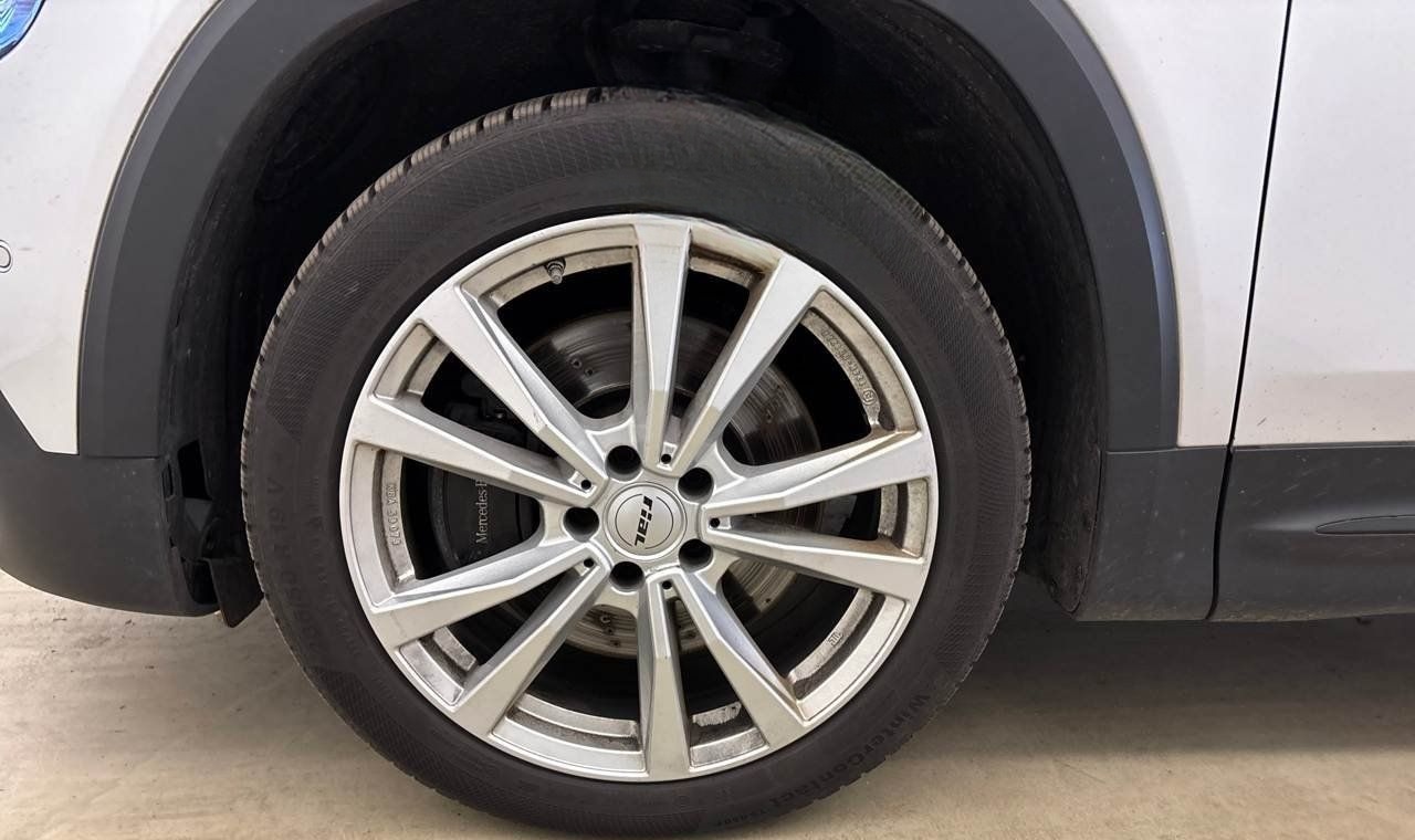 Mercedes-Benz GLB 220 d AMG Line 4Matic 360° AHK Pano S-Dach foto 11