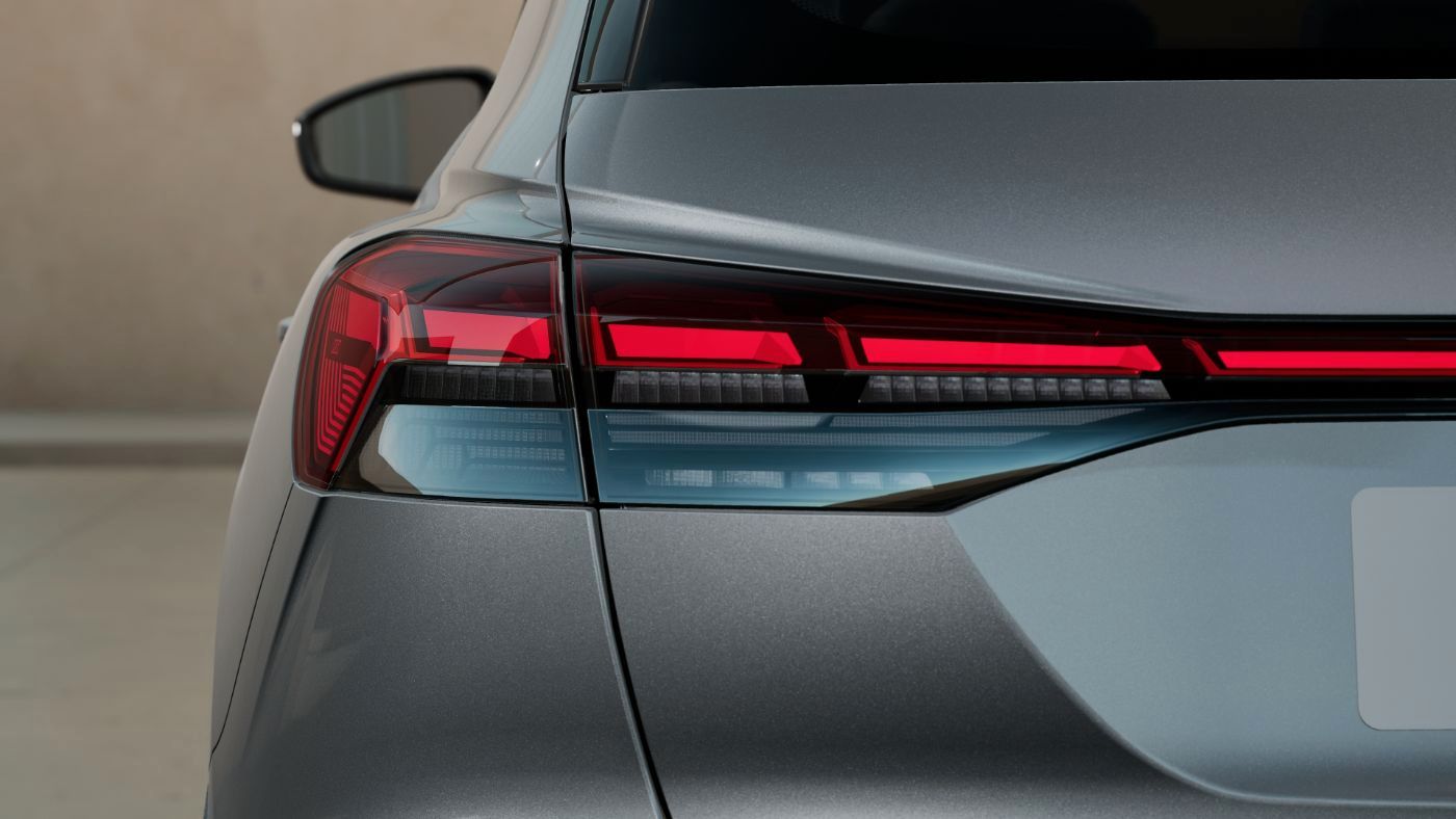 Audi Q4 e-tron 55 e-tron quattro AHK S line Pano AHK foto 8