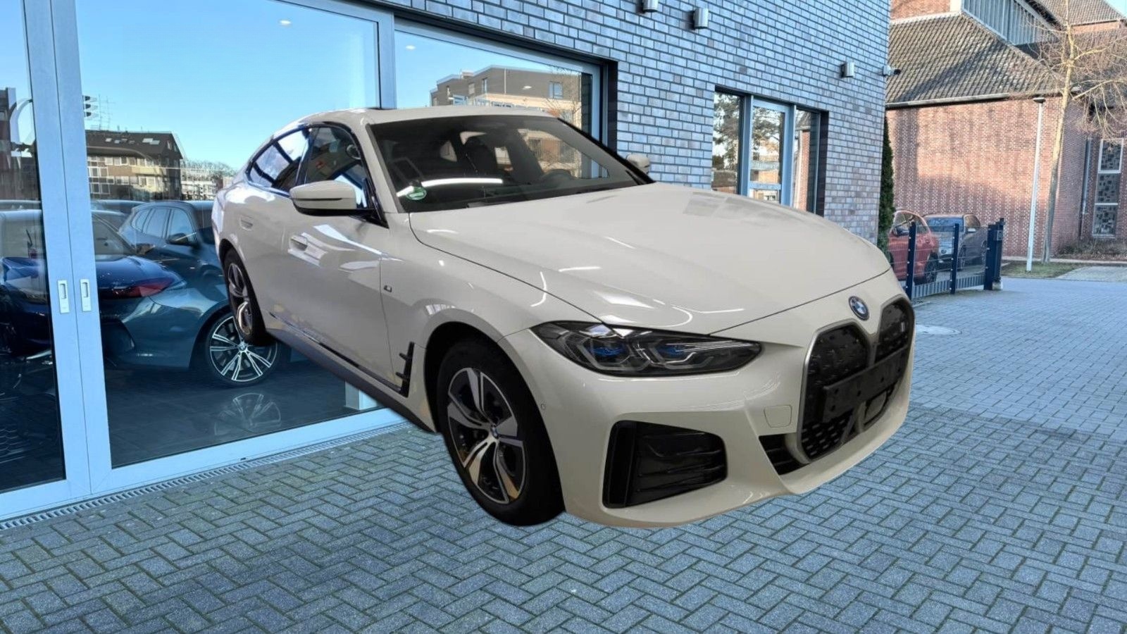 BMW i4 35 GC M Sport Laser GSD 360 ACC LenkHeiz 18" foto 2